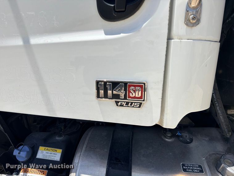 image for item YA4524 2024 Freightliner 114SD feed delivery truck