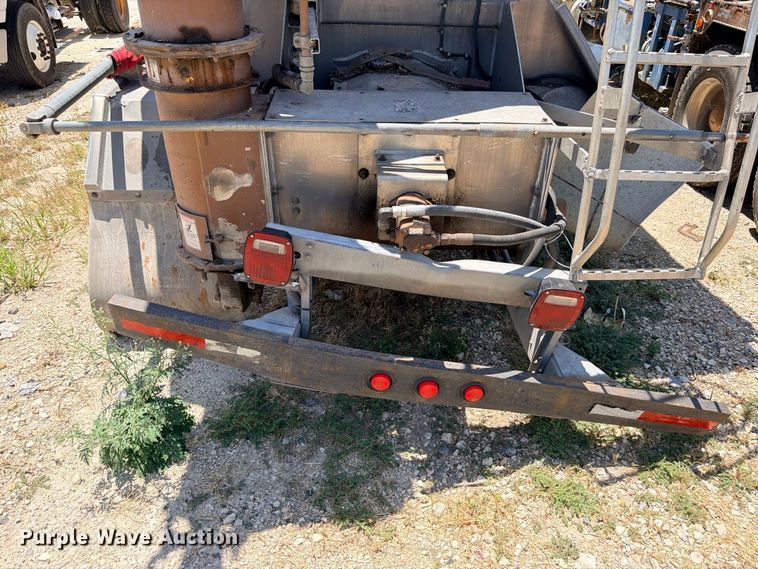 image for item YA4524 2024 Freightliner 114SD feed delivery truck