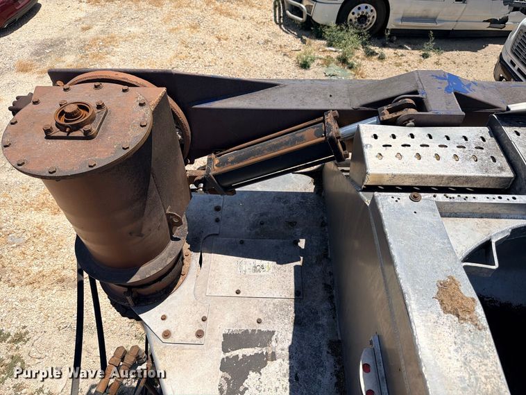 image for item YA4524 2024 Freightliner 114SD feed delivery truck