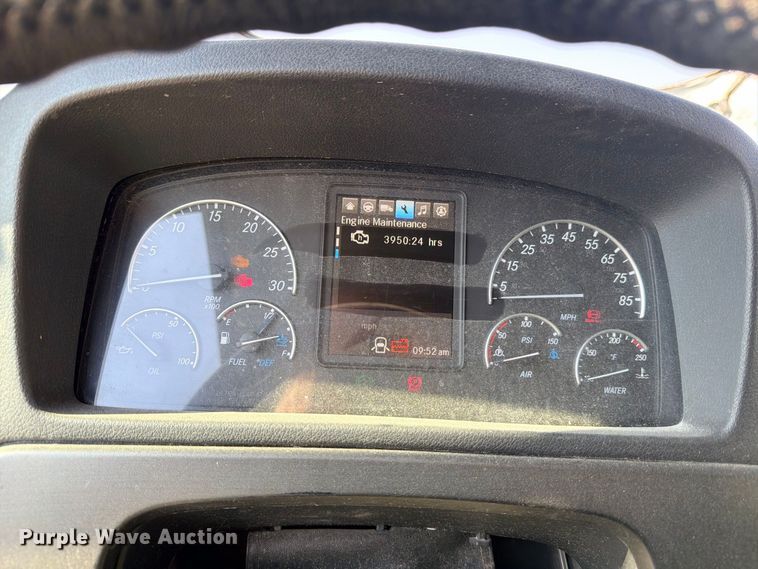 image for item YA4524 2024 Freightliner 114SD feed delivery truck