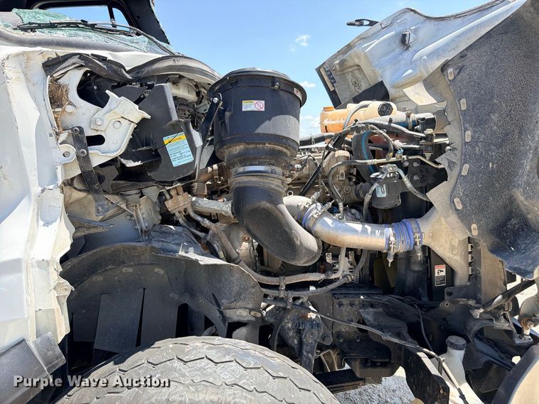 image for item YA4524 2024 Freightliner 114SD feed delivery truck