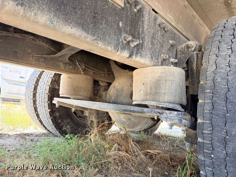 image for item YA4524 2024 Freightliner 114SD feed delivery truck