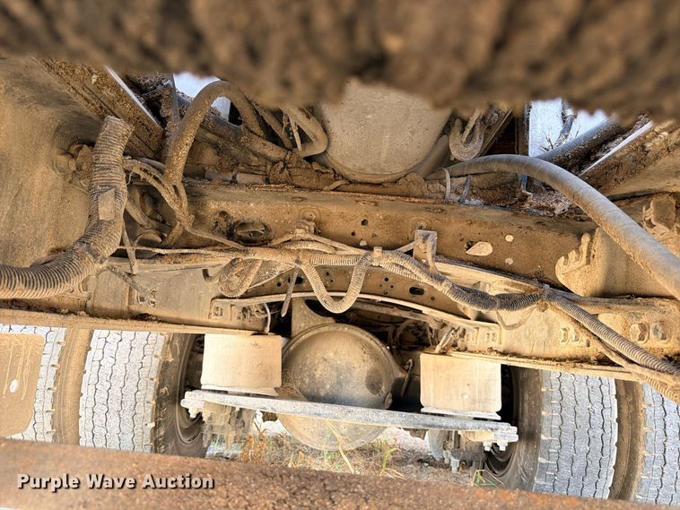image for item YA4524 2024 Freightliner 114SD feed delivery truck