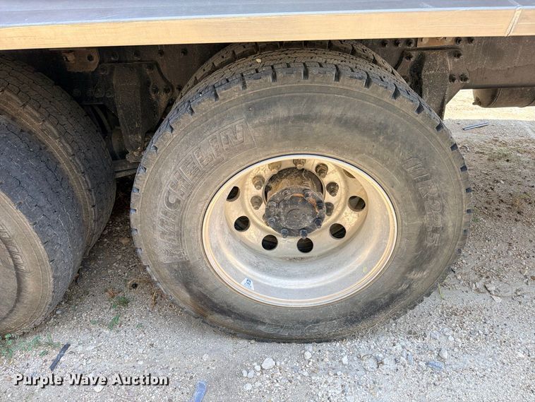 image for item YA4524 2024 Freightliner 114SD feed delivery truck