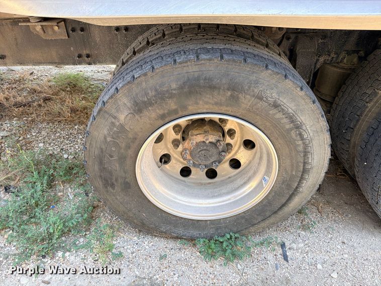 image for item YA4524 2024 Freightliner 114SD feed delivery truck