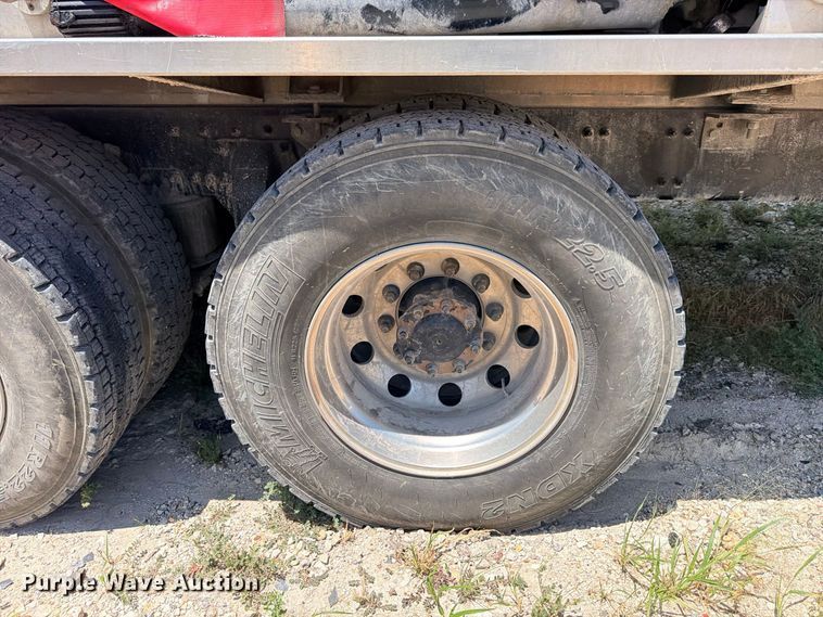 image for item YA4524 2024 Freightliner 114SD feed delivery truck