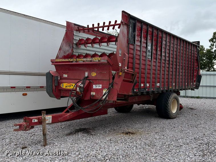Meyer RTX224 silage wagon
