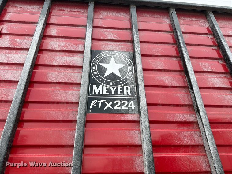 image for item YA4888 Meyer RTX224 silage wagon