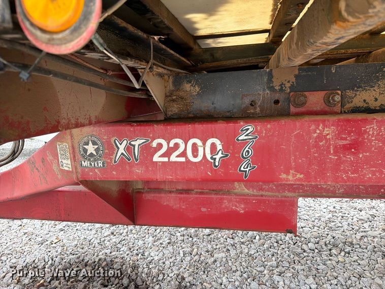 image for item YA4888 Meyer RTX224 silage wagon