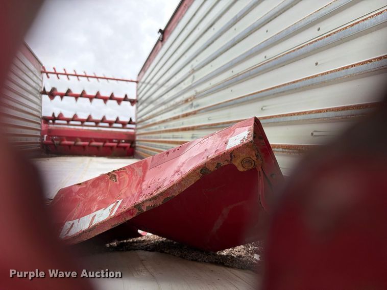 image for item YA4888 Meyer RTX224 silage wagon
