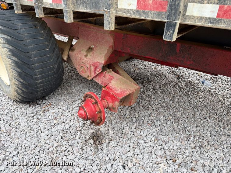 image for item YA4888 Meyer RTX224 silage wagon