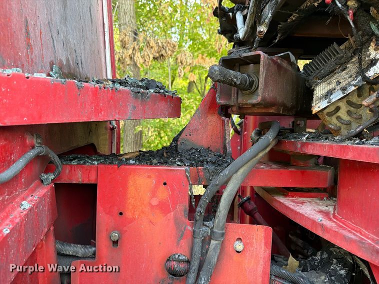 image for item YA4934 2001 Case IH STX 440 4WD tractor
