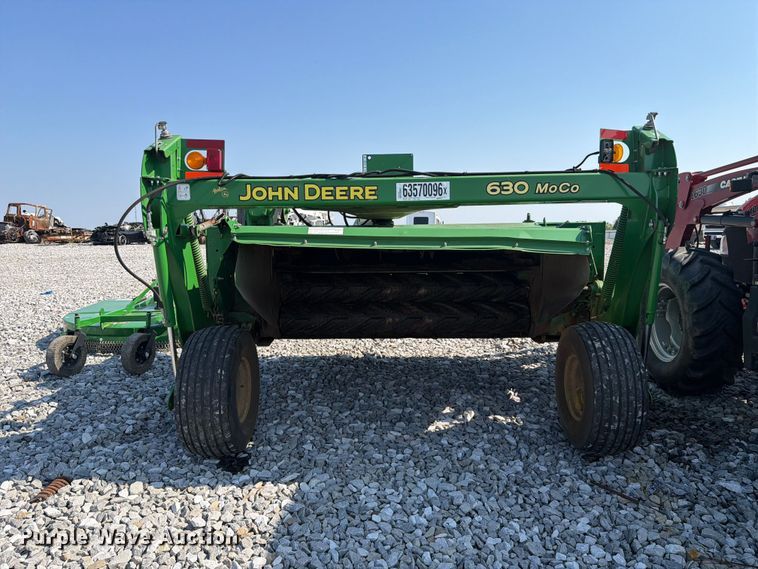 image for item YA4947 2015 John Deere 630R MoCo disc mower
