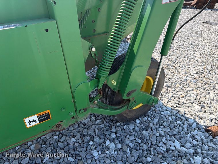 image for item YA4947 2015 John Deere 630R MoCo disc mower