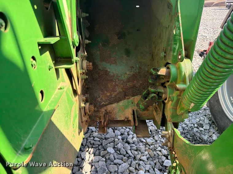 image for item YA4947 2015 John Deere 630R MoCo disc mower
