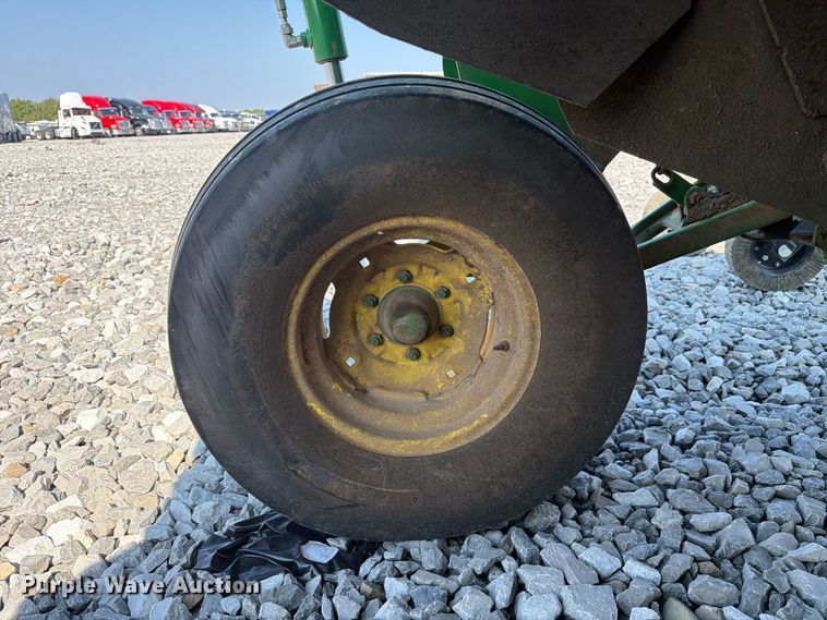image for item YA4947 2015 John Deere 630R MoCo disc mower