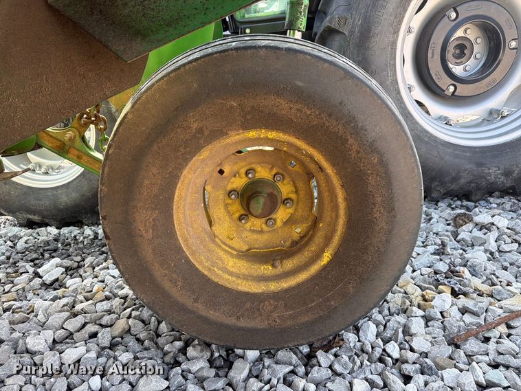 image for item YA4947 2015 John Deere 630R MoCo disc mower
