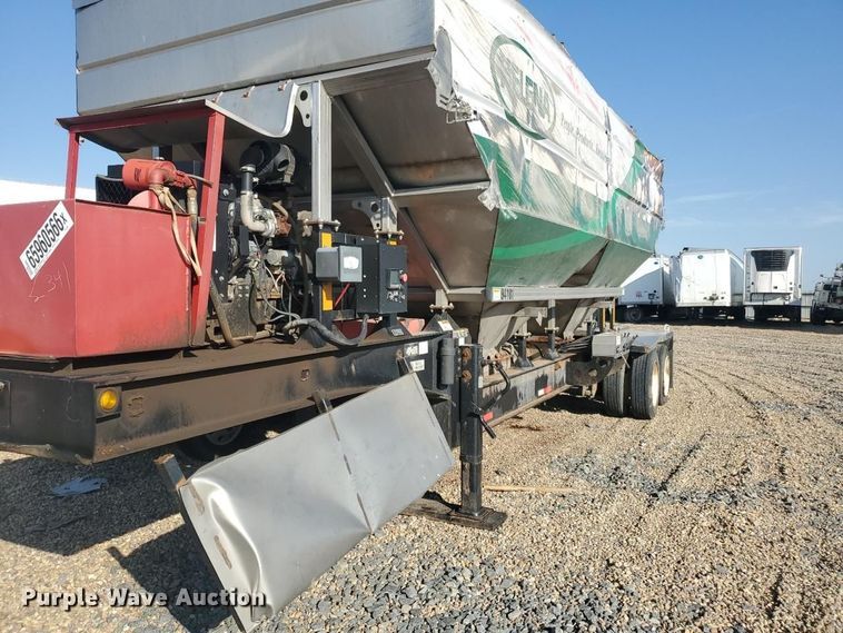 image for item YA4970 2023 KBH fertilizer tender trailer