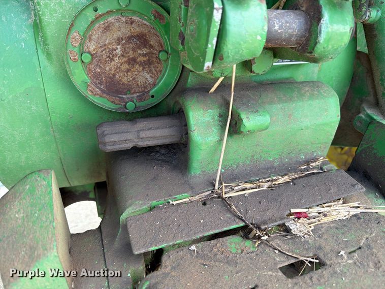 image for item YA5026 1981 John Deere 4440 tractor