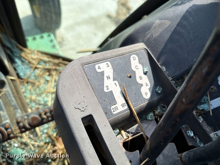 image for item YA5026 1981 John Deere 4440 tractor