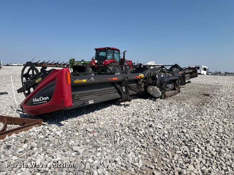 image for item YA5068 2014 MacDon FD75D flex draper head