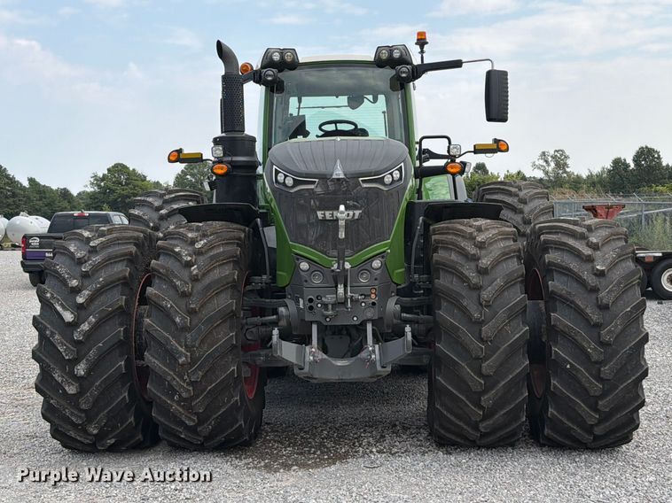image for item YA5099 2024 Fendt 1050 Vario Profi+ MFWD tractor