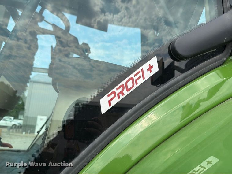 image for item YA5099 2024 Fendt 1050 Vario Profi+ MFWD tractor