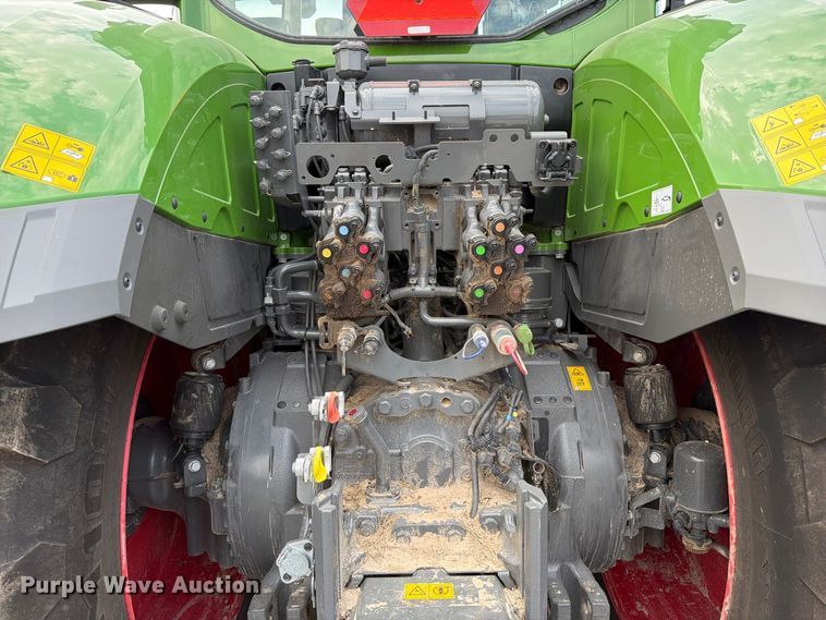 image for item YA5099 2024 Fendt 1050 Vario Profi+ MFWD tractor