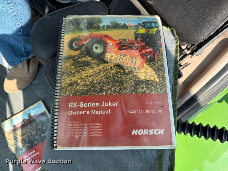 image for item YA5099 2024 Fendt 1050 Vario Profi+ MFWD tractor