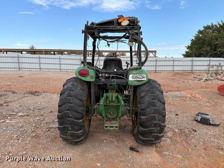 image for item YA5102 2016 John Deere 4066R MFWD tractor