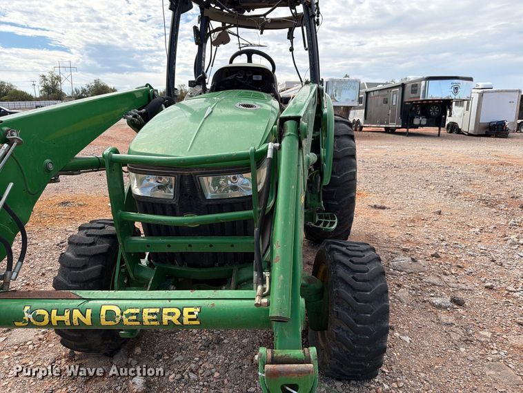 image for item YA5102 2016 John Deere 4066R MFWD tractor