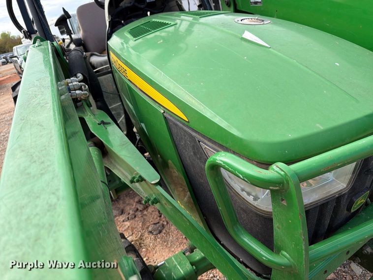image for item YA5102 2016 John Deere 4066R MFWD tractor