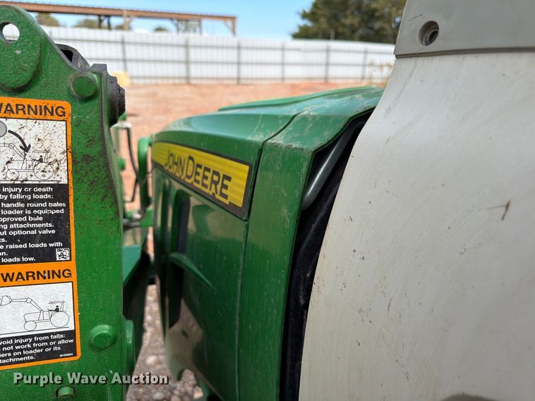 image for item YA5102 2016 John Deere 4066R MFWD tractor