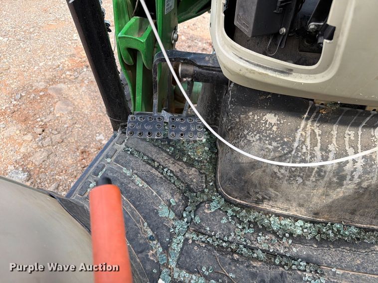 image for item YA5102 2016 John Deere 4066R MFWD tractor