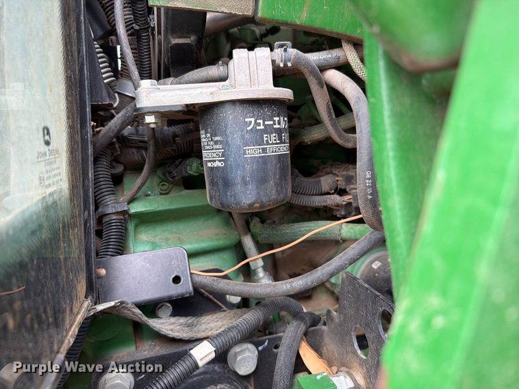 image for item YA5102 2016 John Deere 4066R MFWD tractor