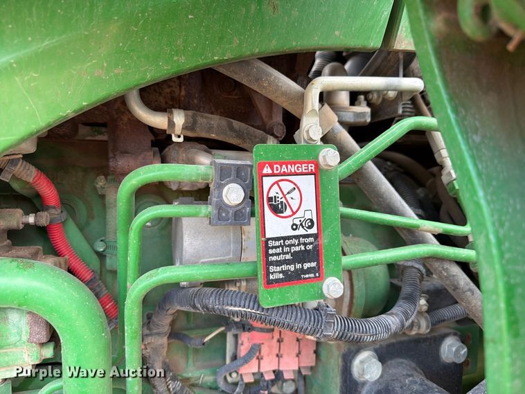 image for item YA5102 2016 John Deere 4066R MFWD tractor