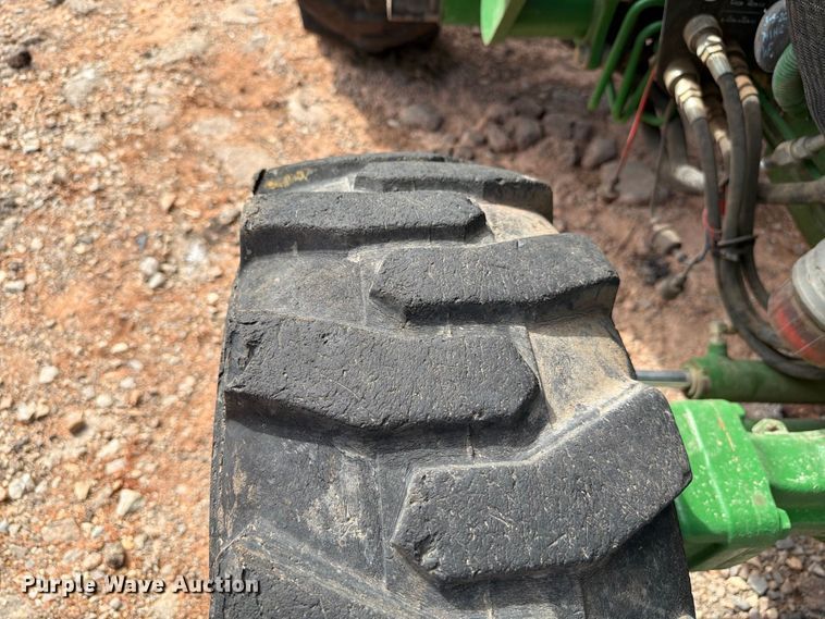 image for item YA5102 2016 John Deere 4066R MFWD tractor
