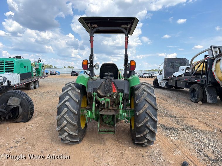 image for item YA5156 2022 John Deere 5075E MFWD tractor