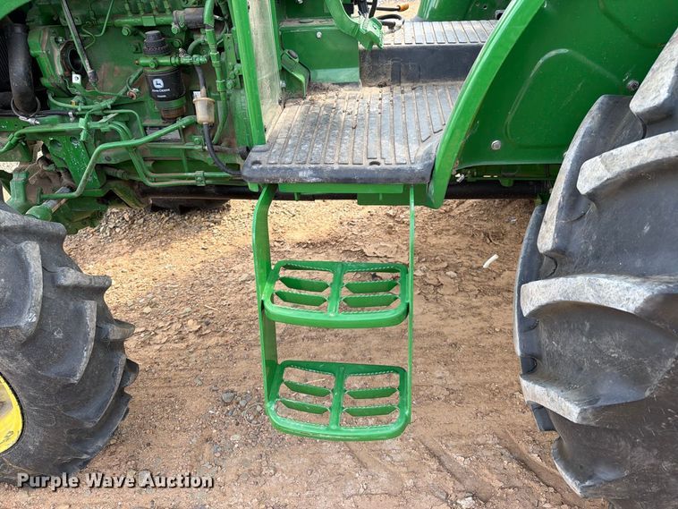 image for item YA5156 2022 John Deere 5075E MFWD tractor