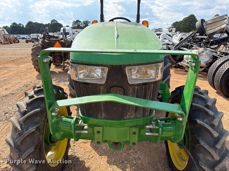 image for item YA5156 2022 John Deere 5075E MFWD tractor