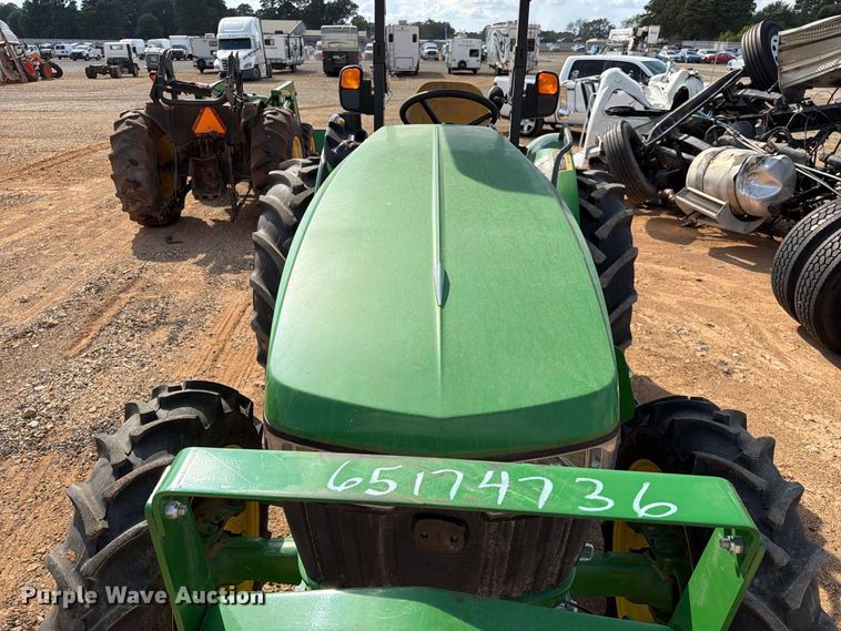 image for item YA5156 2022 John Deere 5075E MFWD tractor