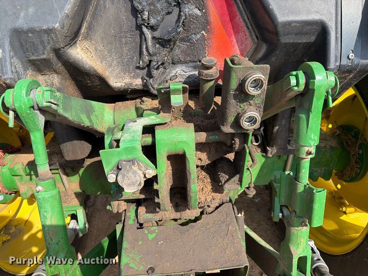 image for item YA5156 2022 John Deere 5075E MFWD tractor