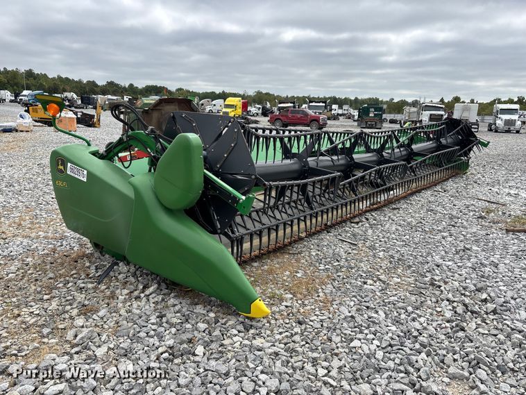 2017 John Deere 630FD Hydraflex flex draper head