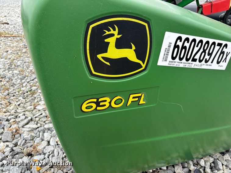 image for item YA5175 2017 John Deere 630FD Hydraflex flex draper head