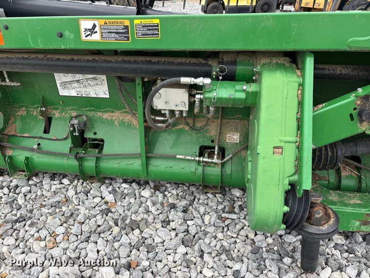 image for item YA5175 2017 John Deere 630FD Hydraflex flex draper head