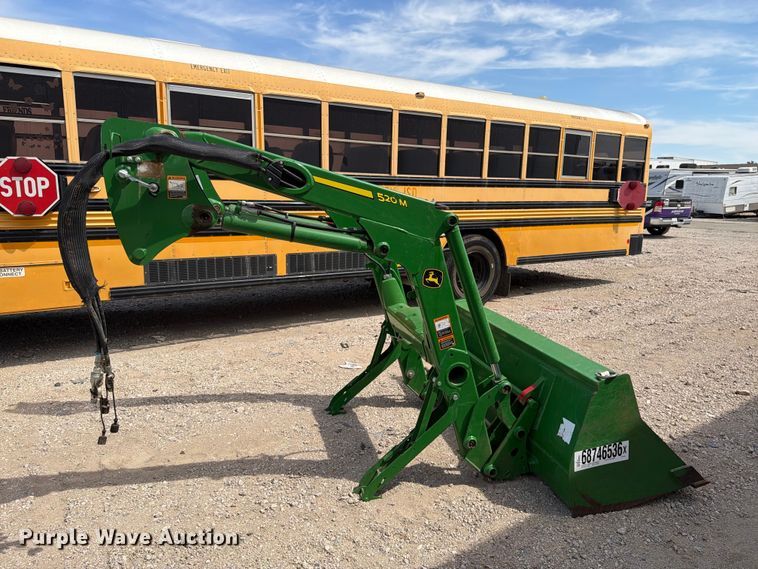 image for item YA5287 2022 John Deere 520M loader