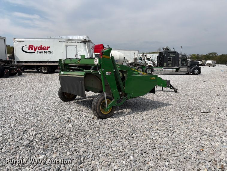 image for item YA5296 2021 John Deere S300 disc mower