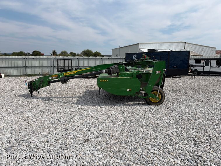image for item YA5296 2021 John Deere S300 disc mower