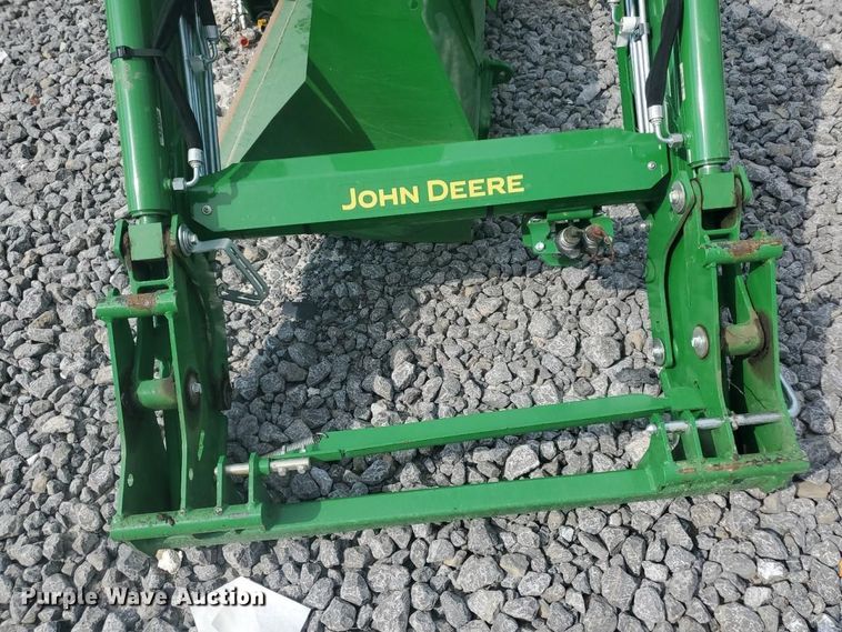 image for item YA5297 2024 John Deere 520M loader
