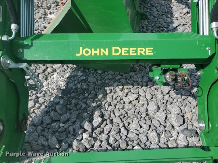 image for item YA5297 2024 John Deere 520M loader